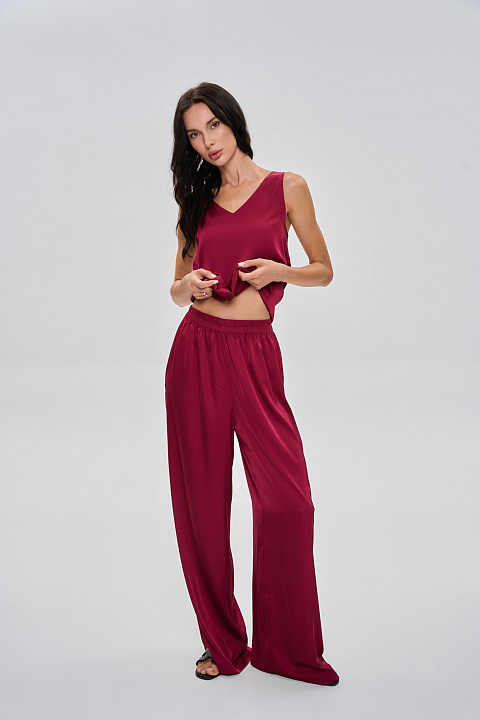 Костюм с брюками-палаццо